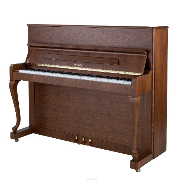 pianino Petrof P 118 Demichippendale 