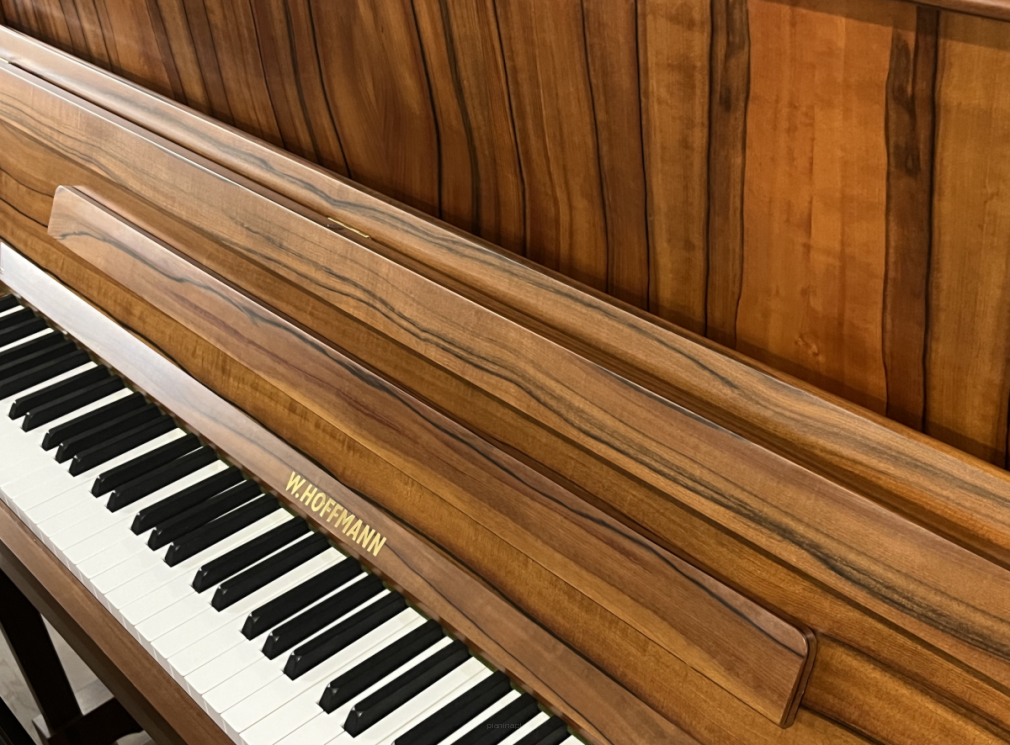 pianino W.Hoffmann T122 jabłoń indyjska