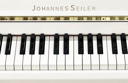 pianino Johannes Seiler D110 biały połysk